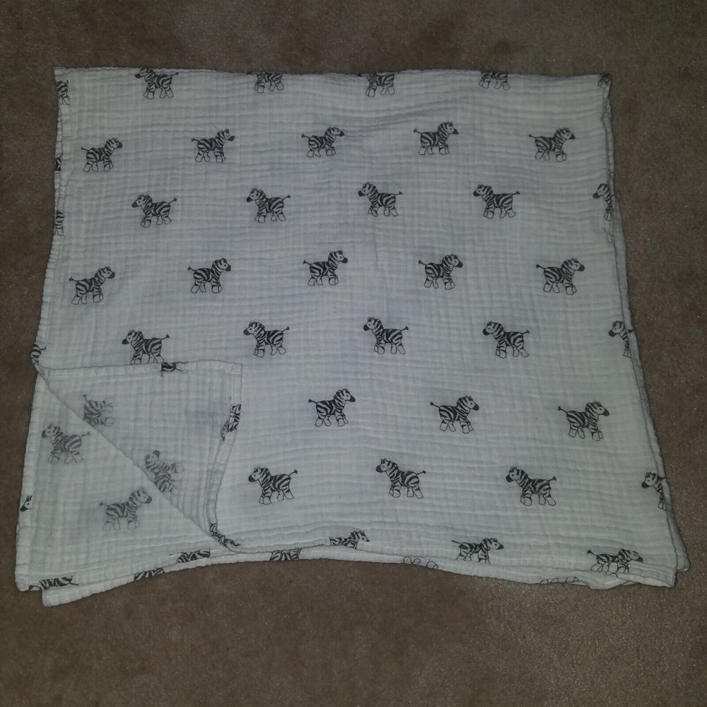 Amazing Baby Zebra Muslin Swaddle Blanket 100% Cotton White Gray 40x44